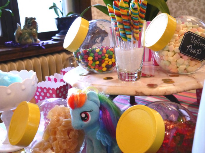 unicorn party sweet table